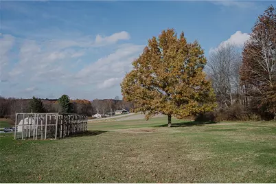 151 Hemlock Rd, Green/Commdre/Prchse, PA 15729 - Photo 45