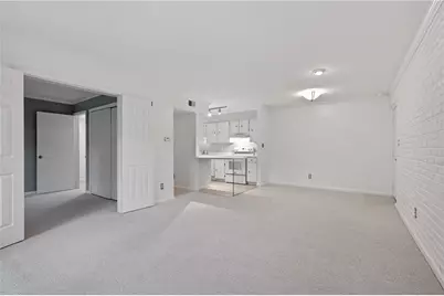 1060 Chatham Park Drive #E, Scott Township, PA 15216 - Photo 5