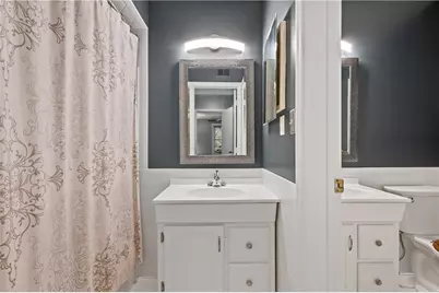 1060 Chatham Park Drive #E, Scott Township, PA 15216 - Photo 25