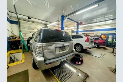 305 Sampson St, New Castle, PA 16101 - Photo 5