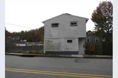 930 7th St, New Kensington, PA 15068 - Photo 1