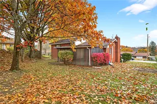 100 Fieldstone Dr, Pittsburgh, PA 15116 - Photo 35