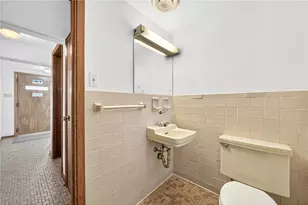 100 Fieldstone Dr, Pittsburgh, PA 15116 - Photo 29