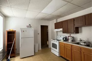 320 Normal Ave, Slippery Rock, PA 16057 - Photo 3