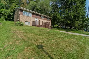 634 Homewood Dr, Pittsburgh, PA 15235 - Photo 1