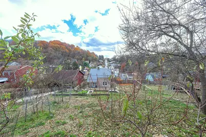 201 Friday Rd, Pittsburgh, PA 15209 - Photo 11