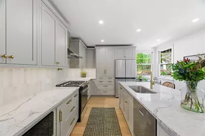 312 Kings Highway, Rosslyn Farms, PA 15106 - Photo 17