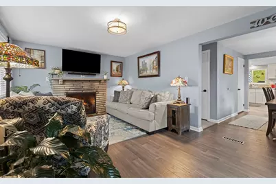 111 W Bruceton Rd, Pittsburgh, PA 15236 - Photo 9