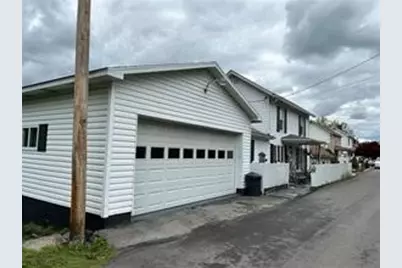 42 Walnut Ave, Dunbar, PA 15431 - Photo 3