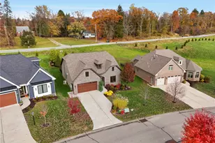 3290 Long Meadow Dr, Hampton, PA 15101 - Photo 3