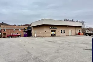 438 Line Ave, Ellwood City, PA 16117 - Photo 1