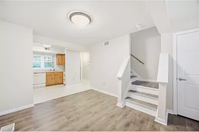 137 Freeland St, Pittsburgh, PA 15210 - Photo 13