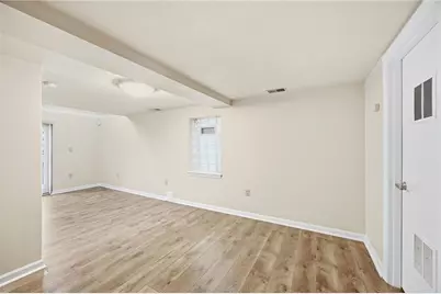 137 Freeland St, Pittsburgh, PA 15210 - Photo 9