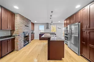 2619 Stromberg St, Pittsburgh, PA 15203 - Photo 5