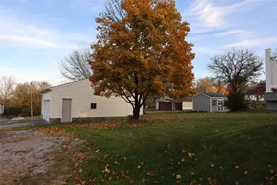 401 Grandview Ave, Union Township, PA 16101 - Photo 9