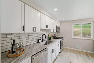 185 Grouse Dr, Elizabeth Twp/Boro, PA 15037 - Photo 15