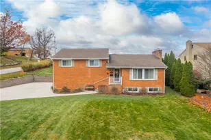 4954 Parkvue Dr, Pittsburgh, PA 15236 - Photo 1