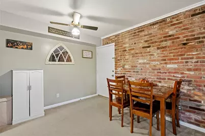 1100 Chatham Park Dr #K, Scott Township, PA 15216 - Photo 17