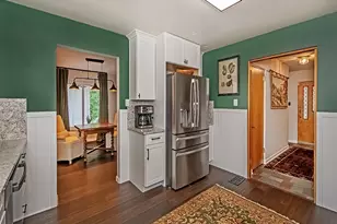 1024 Knollwood Rd, New Kensington, PA 15068 - Photo 7