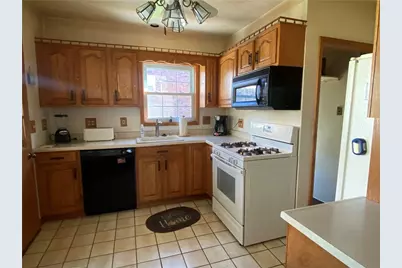 995 Forsythe Rd, Carnegie, PA 15106 - Photo 11