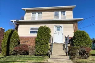 995 Forsythe Rd, Carnegie, PA 15106 - Photo 1