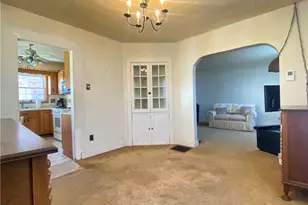 995 Forsythe Rd, Carnegie, PA 15106 - Photo 17