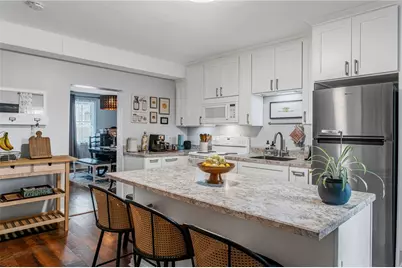 2709 Larkins Way, Pittsburgh, PA 15203 - Photo 7