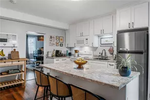 2709 Larkins Wy, Pittsburgh, PA 15203 - Photo 7