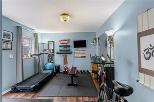 2709 Larkins Wy, Pittsburgh, PA 15203 - Photo 9