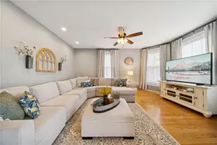 27 S 5th St, Youngwood, PA 15697 - Photo 7