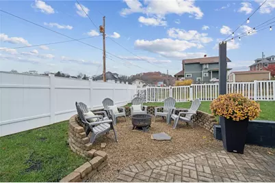 27 S 5th St, Youngwood, PA 15697 - Photo 31