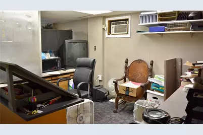 301 Old Washington Pike, Scott Township, PA 15106 - Photo 41