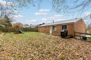 26 Edinburg Dr, Pittsburgh, PA 15235 - Photo 27