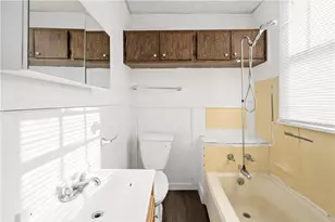 1210 Holmes St, McKees Rocks, PA 15136 - Photo 11