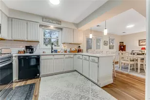 412 Chandler Pl, Pittsburgh, PA 15212 - Photo 11