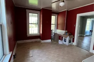 1109 Mccomb Ln, Pittsburgh, PA 15239 - Photo 9