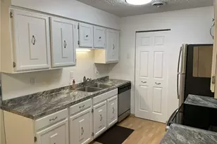 300 Gilkeson Rd, Pittsburgh, PA 15228 - Photo 5