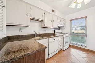 2034 Swallow Hill Rd, Scott Township, PA 15220 - Photo 13