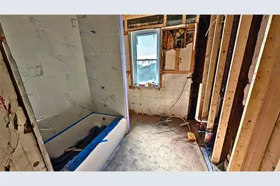 3021-3023 Zephyr Ave, Pittsburgh, PA 15204 - Photo 9