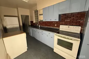 2831 Custer Ave, Pittsburgh, PA 15227 - Photo 9