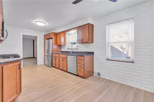 1526 Elgin St, Aliquippa, PA 15001 - Photo 33