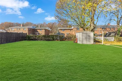 1526 Elgin St, Aliquippa, PA 15001 - Photo 25