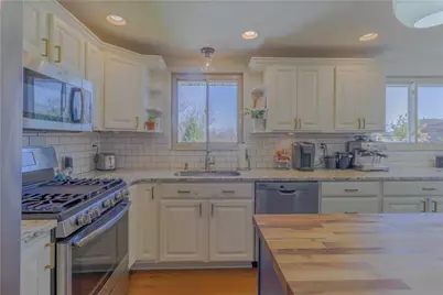 739 Linda Dr, Pittsburgh, PA 15226 - Photo 9