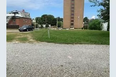 125 W Peach Street, Connellsville, PA 15469 - Photo 3