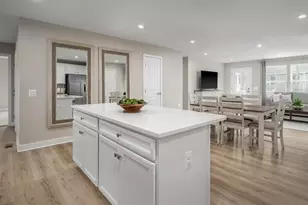 466 Clubhouse Dr, Rostraver, PA 15012 - Photo 5