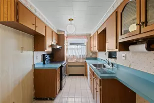 636 Constitution, Clairton, PA 15025 - Photo 7