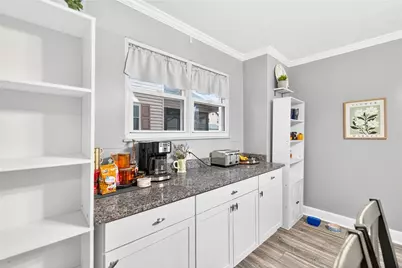 2202 McMinn St, Aliquippa, PA 15001 - Photo 13