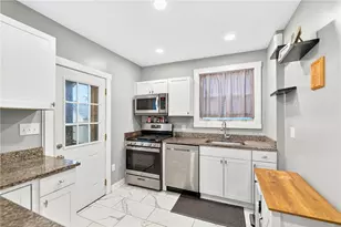 2202 McMinn St, Aliquippa, PA 15001 - Photo 17