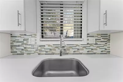 55A Bethany Dr, Pittsburgh, PA 15215 - Photo 13