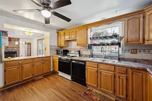 1914 Riggs Rd, South Park, PA 15129 - Photo 11